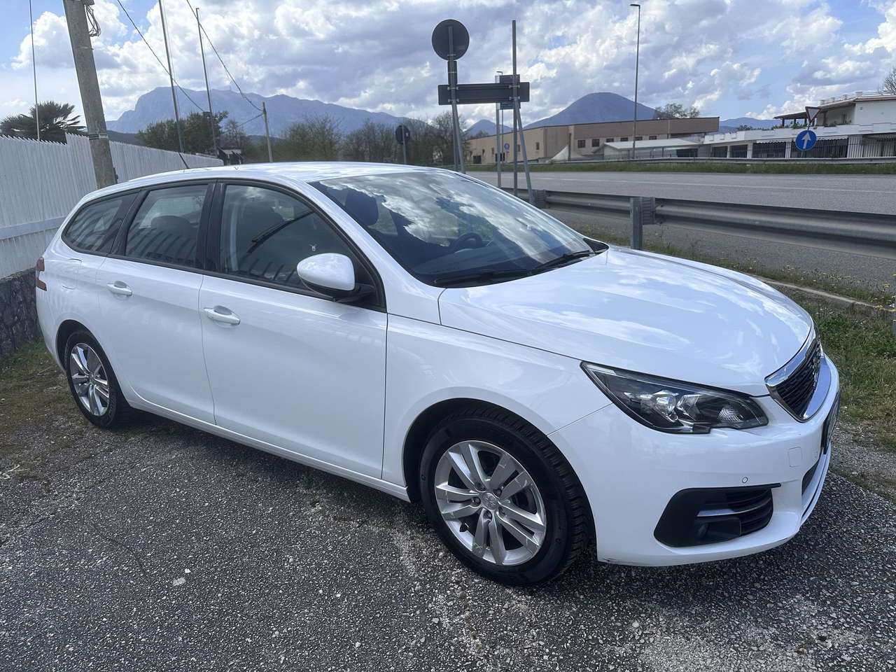 Peugeot 308 BlueHDi 130 S&S SW Business