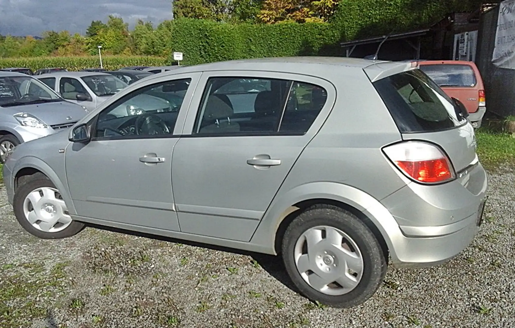 Opel Astra 1.6 Lim/met+Klima+Tempom./ gute Optik/ TÜV 2027 Beige - 2