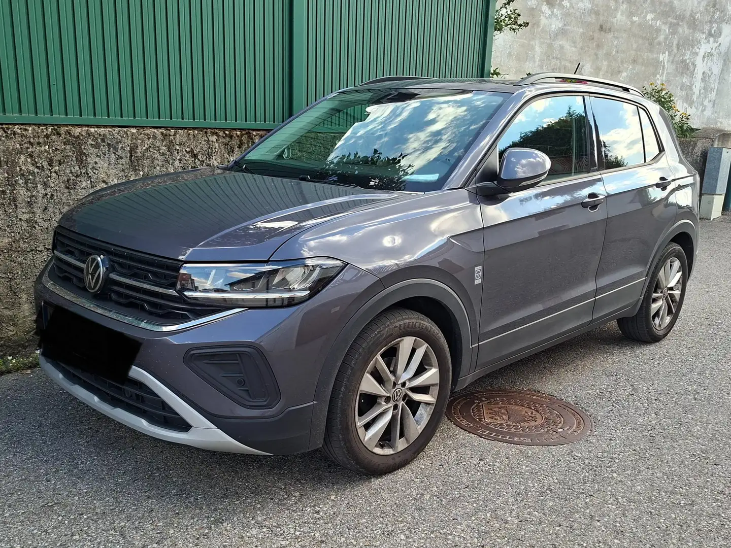 Volkswagen T-Cross T-Cross 1,0 TSI Friends Friends Grau - 1