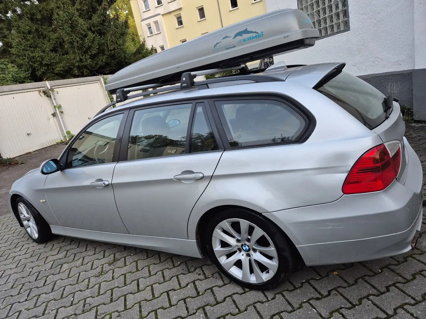 BMW 320 Touring 320i 150ch Premiere A - 2