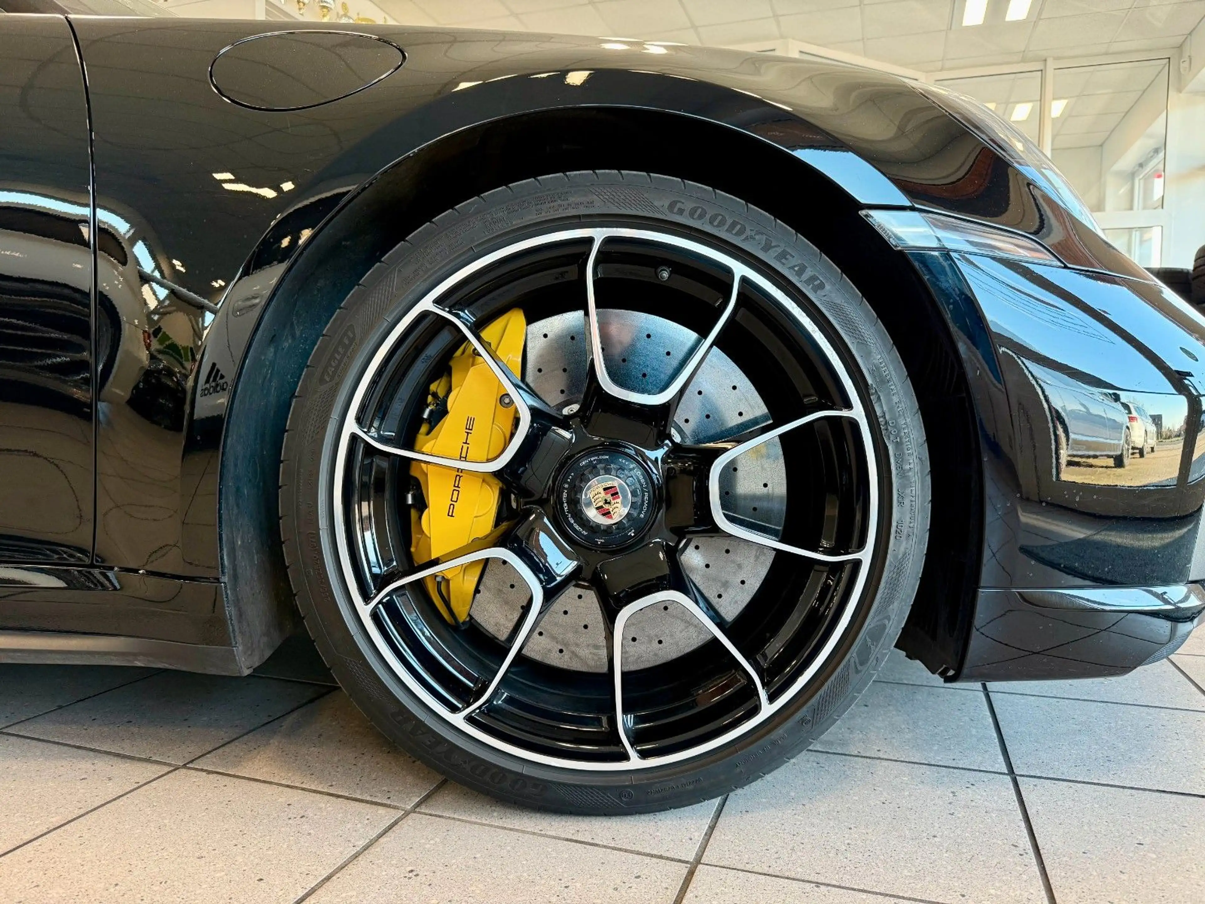 Porsche 992 Turbo S Cabrio Sportabgas Burmester — photo 8