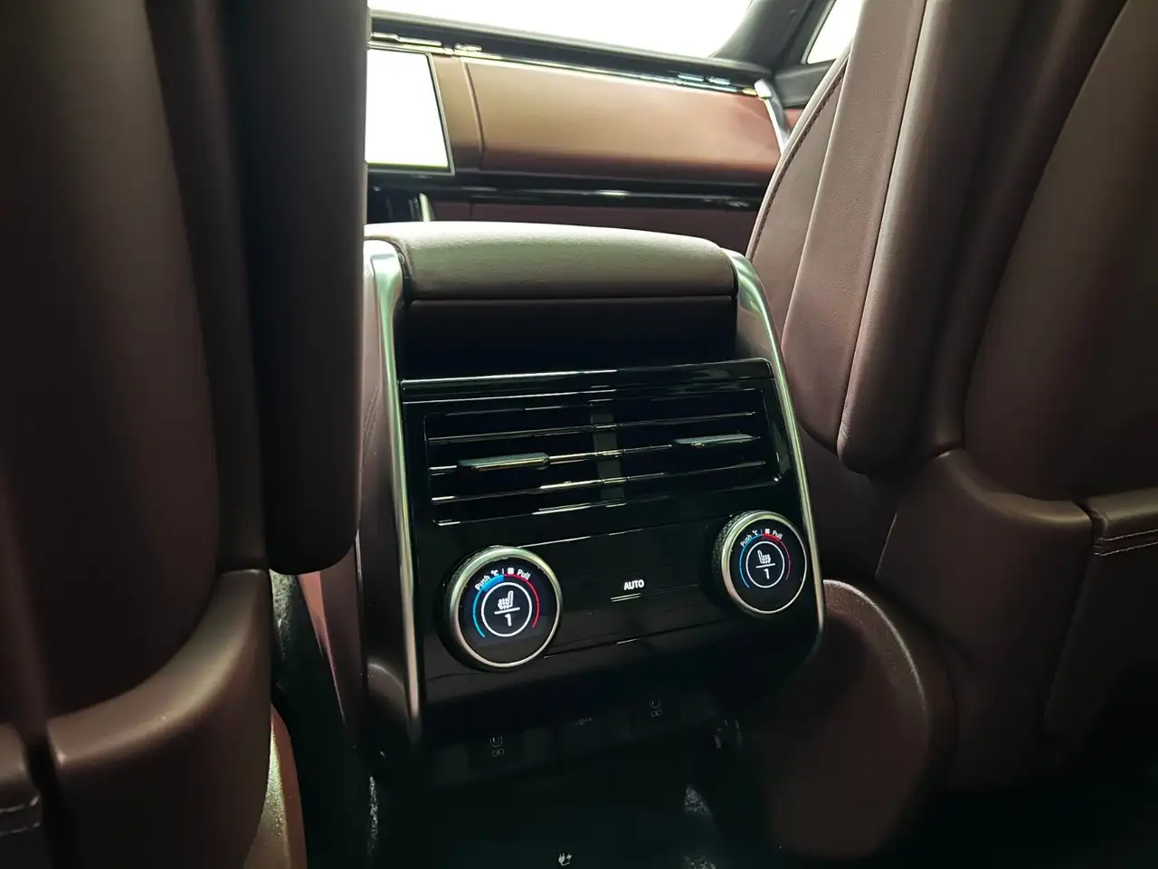 Land Rover Range Rover снимка Land Rover Range Rover