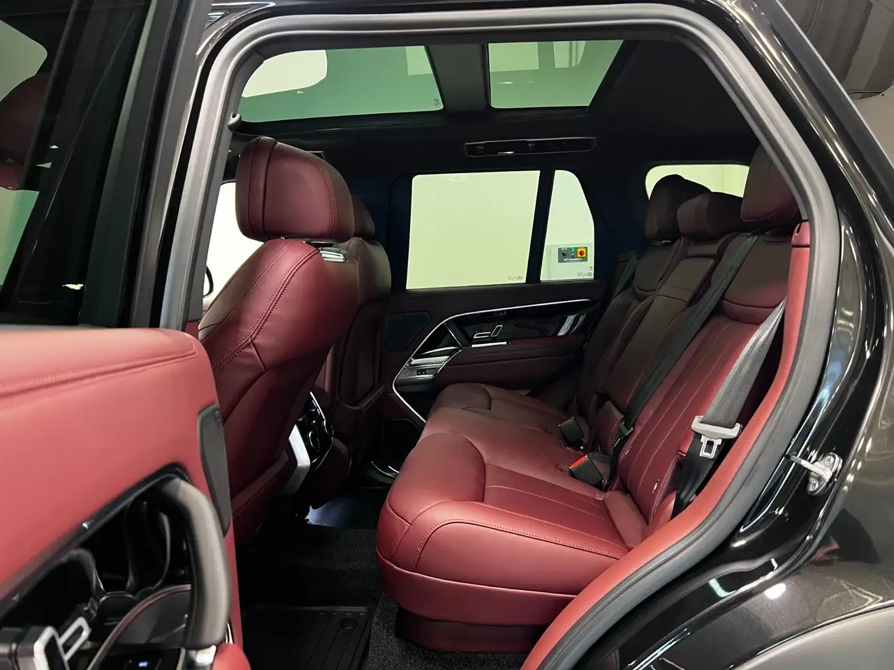 Land Rover Range Rover снимка Land Rover Range Rover