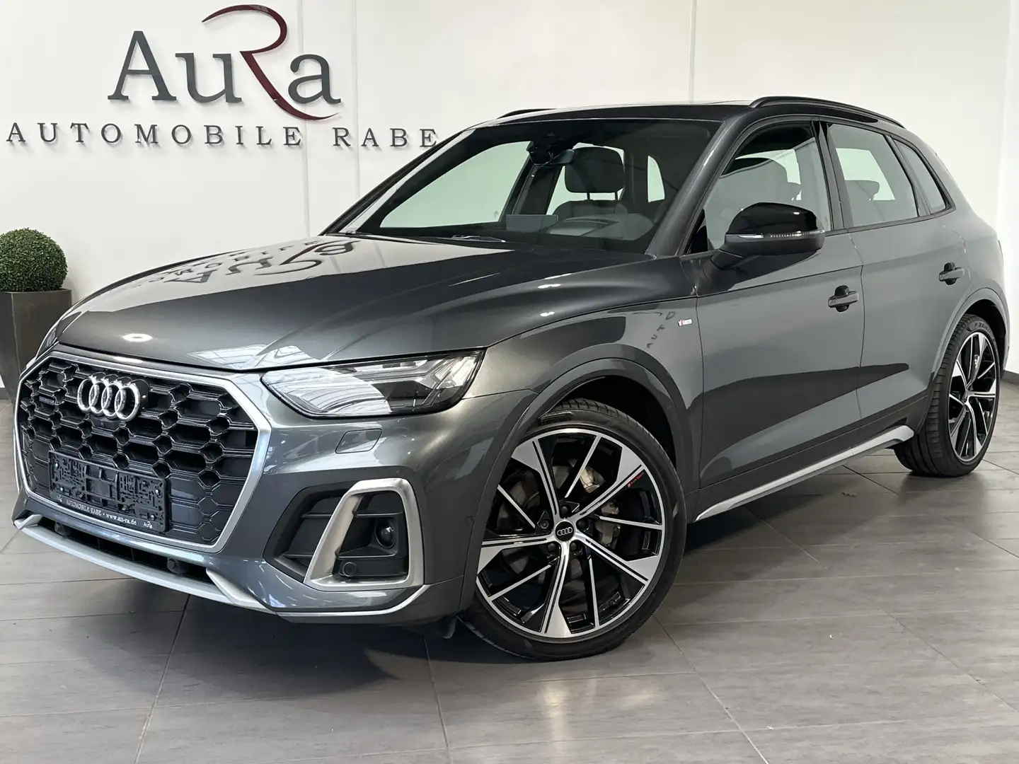 Audi Q5 40 TDI Qu S-Line NAV+LED+360°+AHK+PANO+21ZOLL Grau - 2