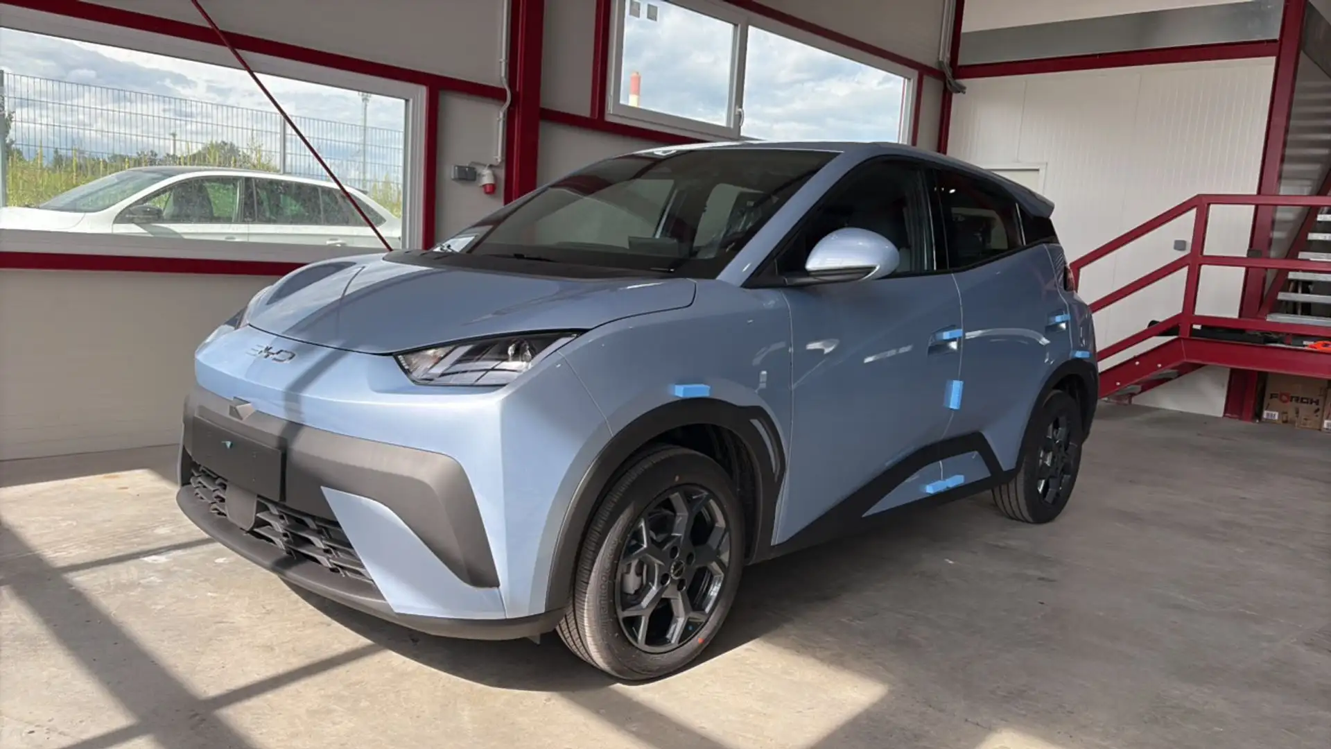 BYD Dolphin Surf Boost 30 kWh *LEDER*NAVI*KAMERA*ASSIST* Blau - 2