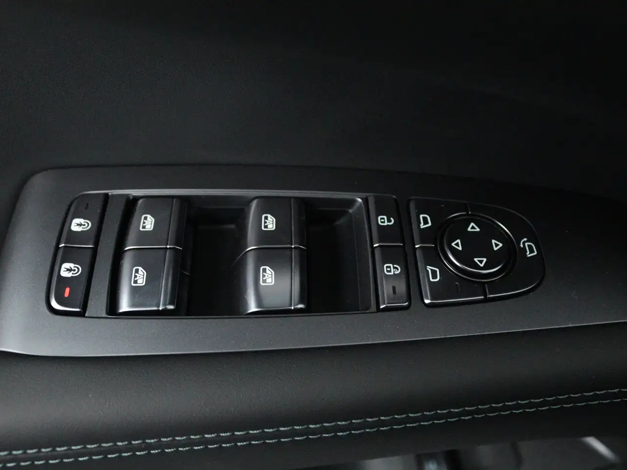 BYD SEALION 7