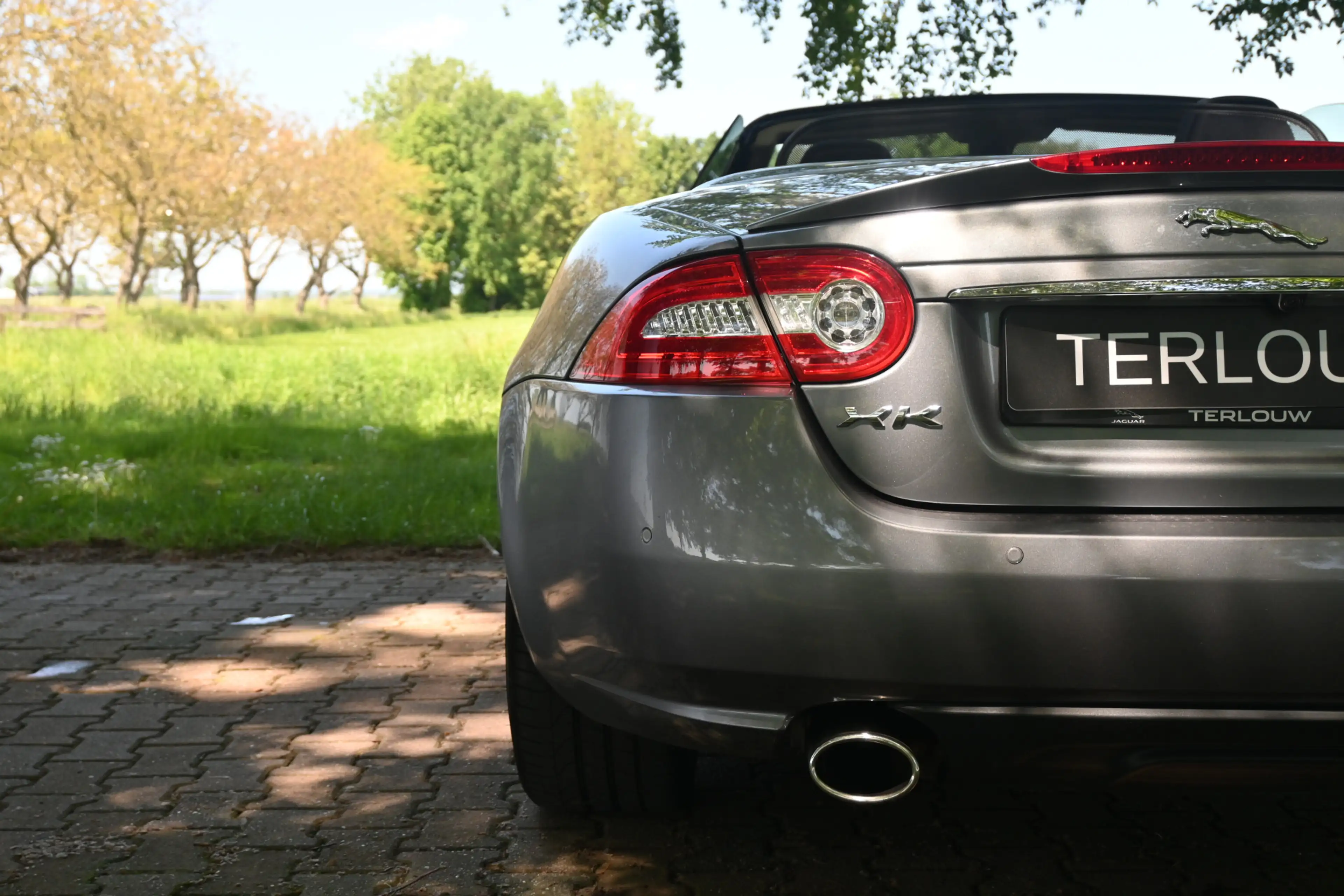 Jaguar XK 5.0 V8 Convertible — photo 14