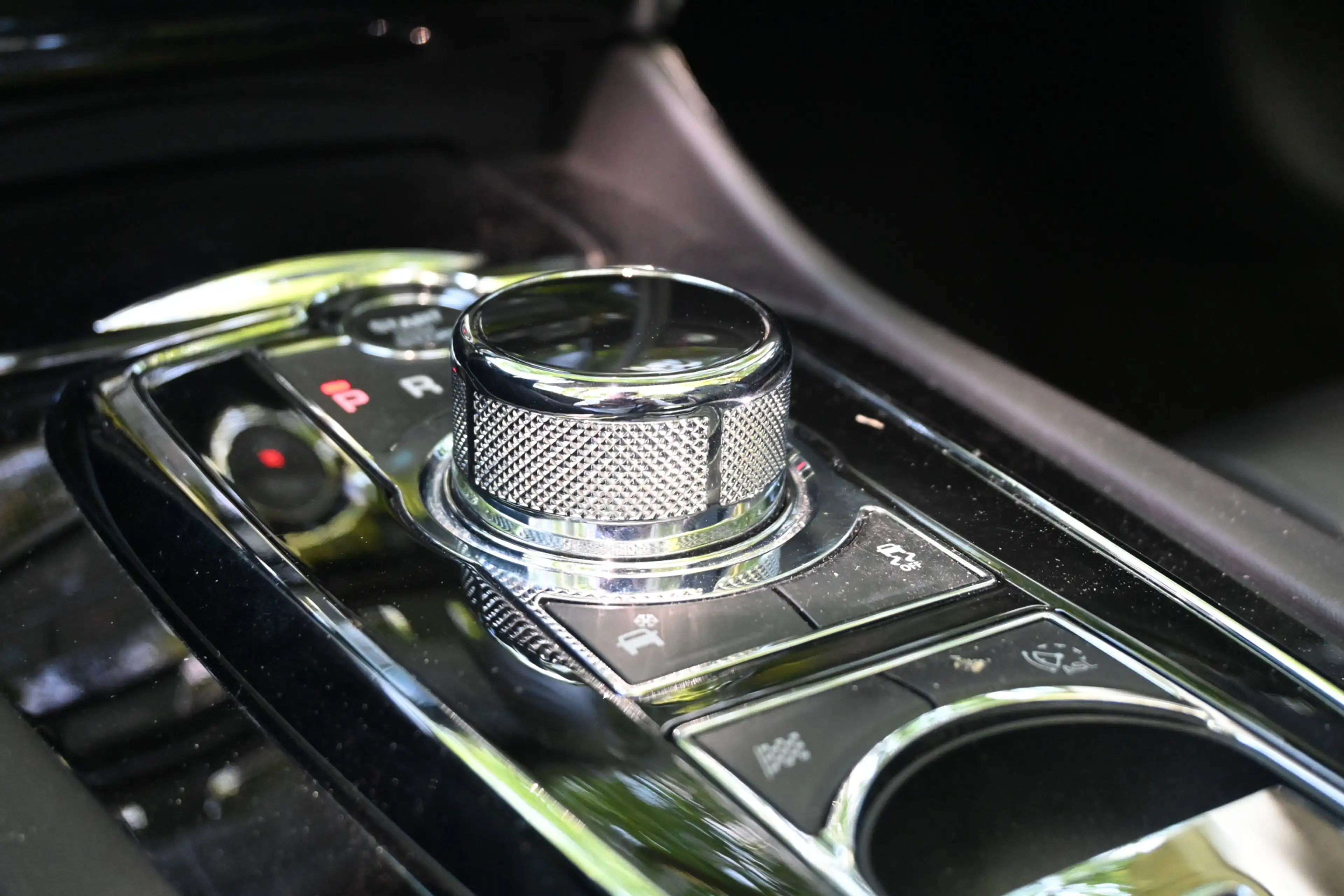 Jaguar XK 5.0 V8 Convertible — photo 24
