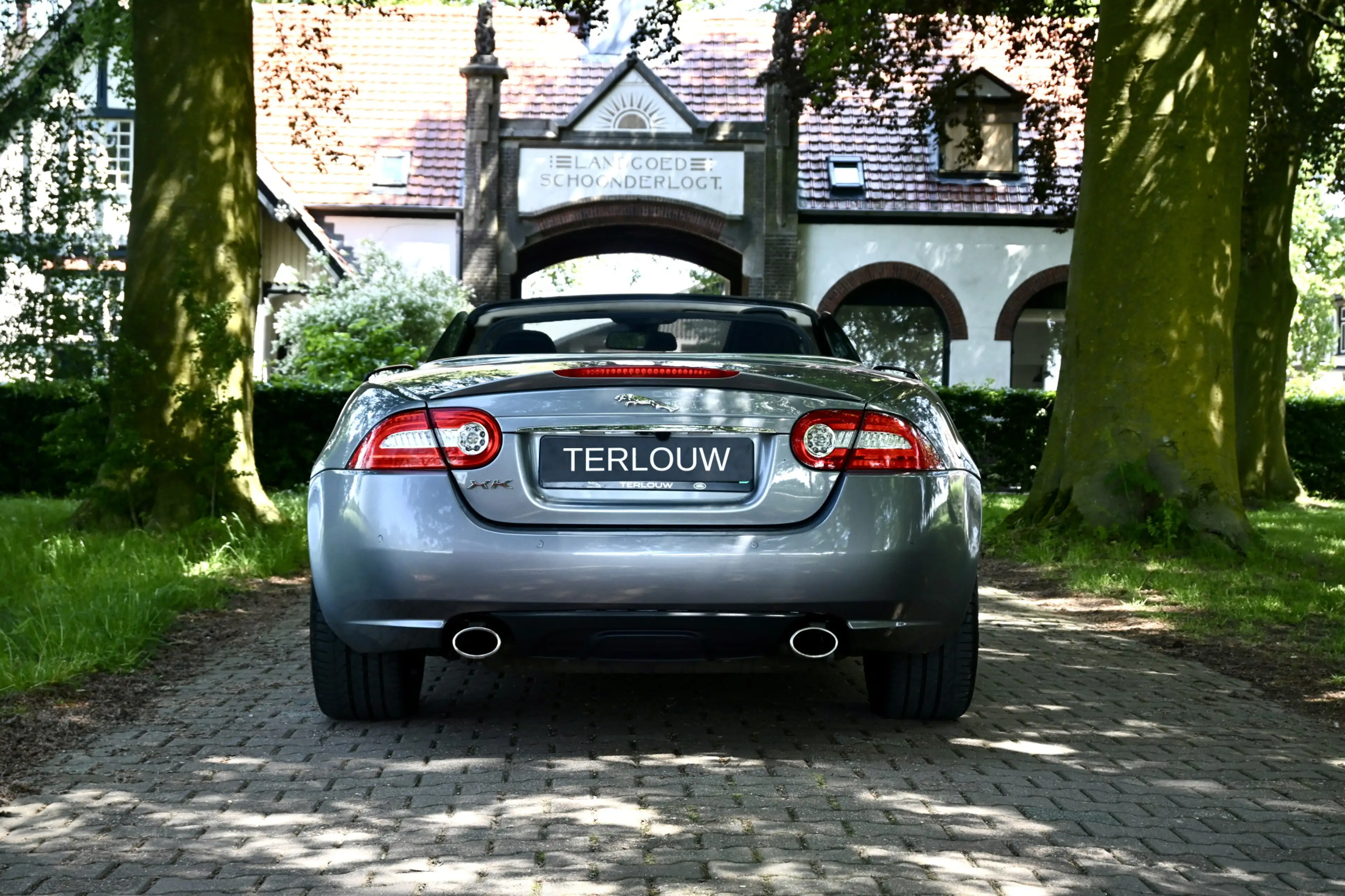 Jaguar XK 5.0 V8 Convertible — photo 9