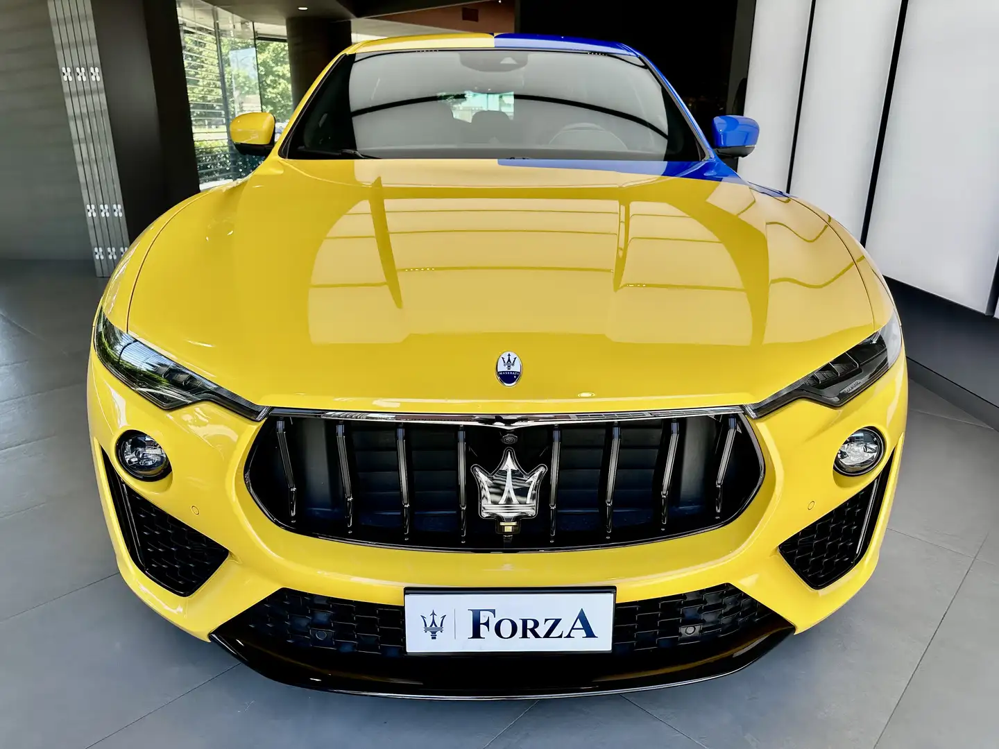 Maserati Levante 2.0 mhev 330cv auto FUORISERIE 1 OF 1 Blu/Azzurro - 2