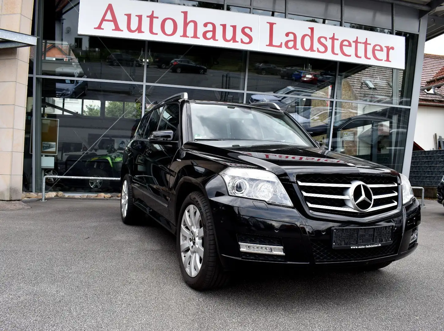 Mercedes-Benz GLK 350 4Matic*Sport-Paket*Panorama*Xenon*Navi* Noir - 1