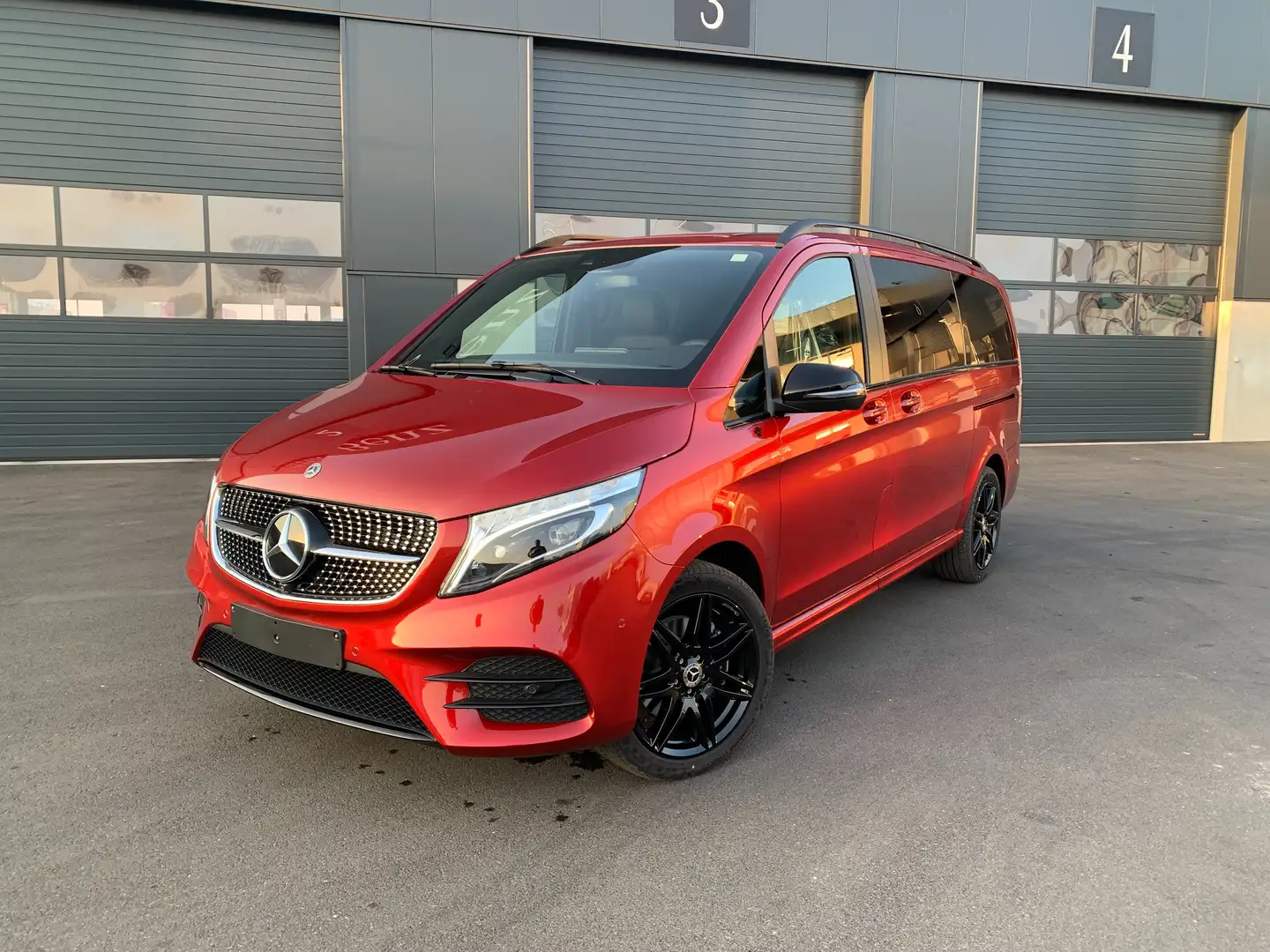 Mercedes-Benz V 300 V 300 d lang 9G-TRONIC Avantgarde Edition 2021 Rouge - 1