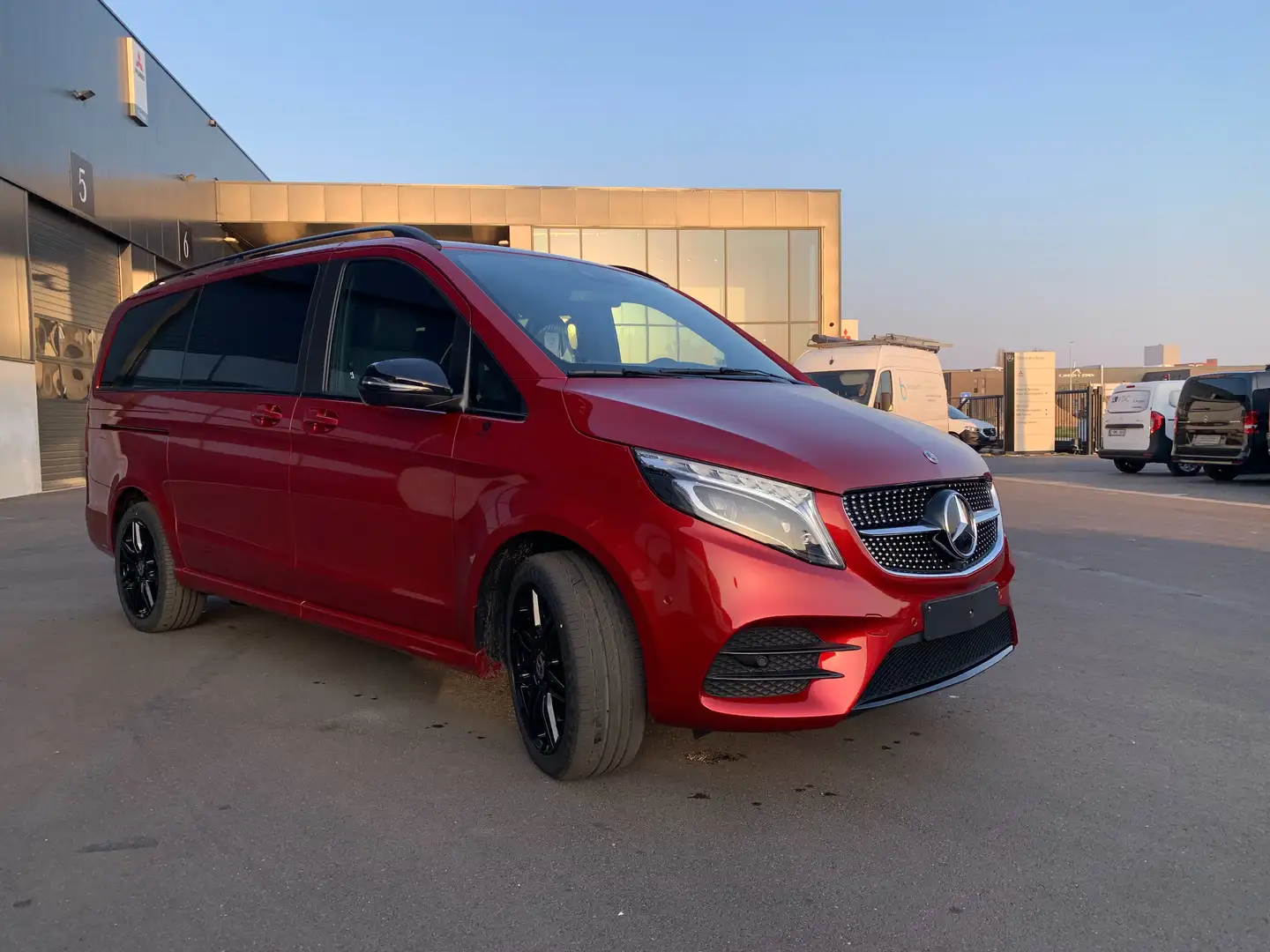 Mercedes-Benz V 300 V 300 d lang 9G-TRONIC Avantgarde Edition 2021 Rouge - 2