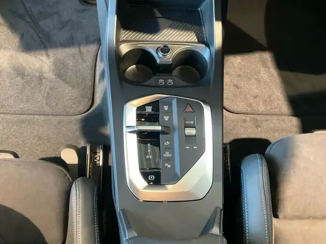 BMW 1 Series view 13