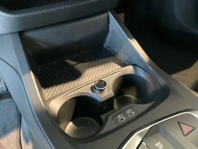 BMW 1 Series view 15