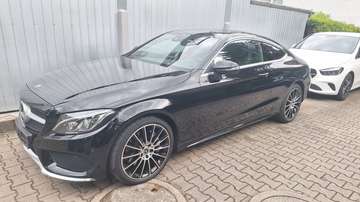 Coupe  4Matic 9G-TRONIC Panor.360 G Kam. AHK Led,
