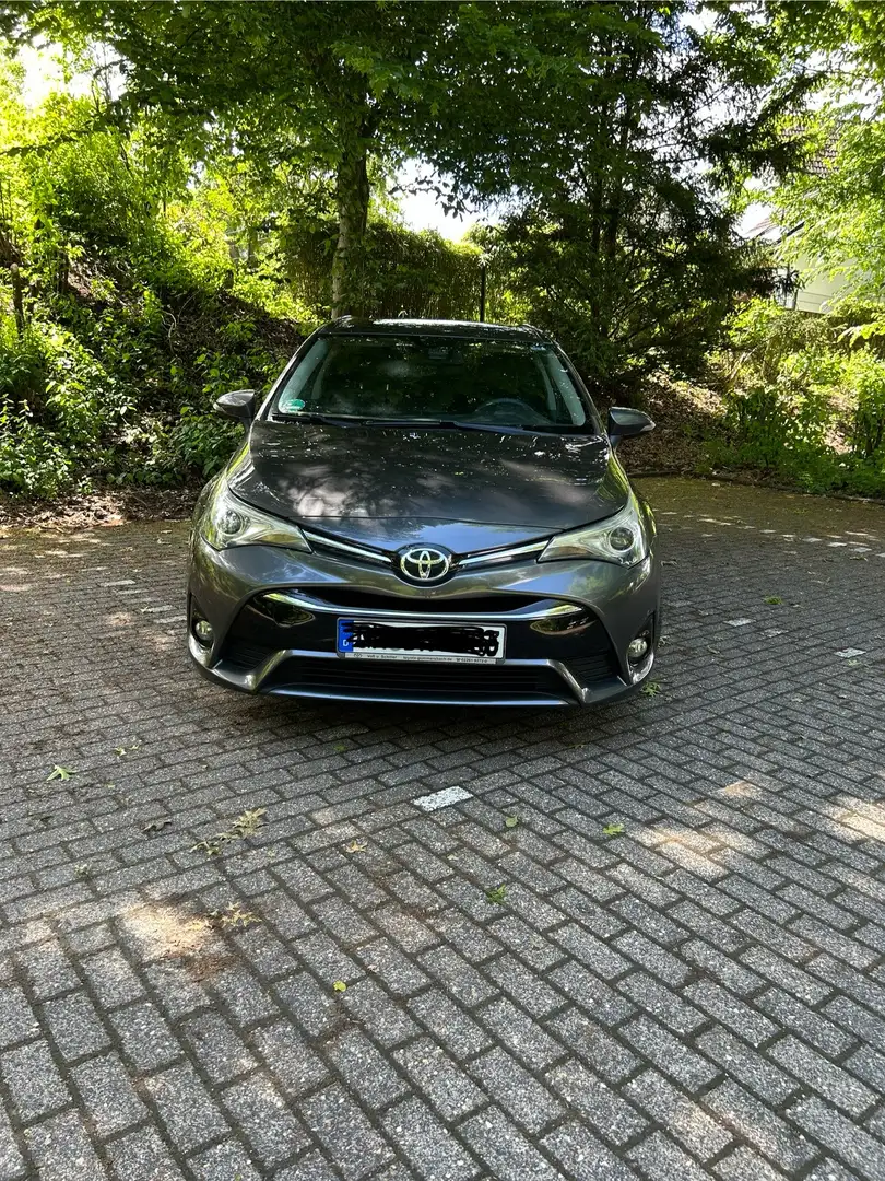 Toyota Avensis Edition-S Grijs - 2