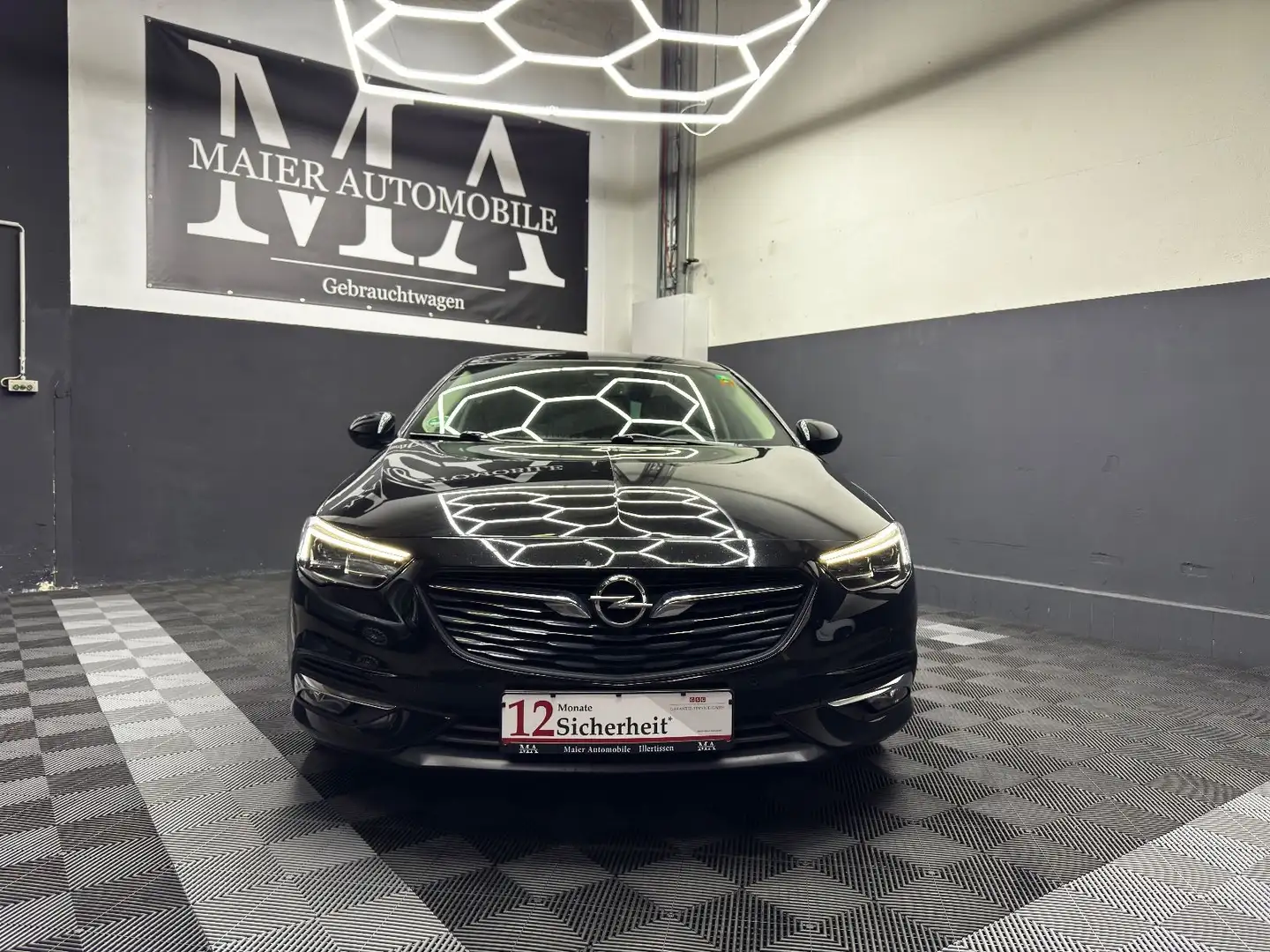 Opel Insignia B Grand Sport Dynamic*LED-LUX*KAMERA* Schwarz - 2