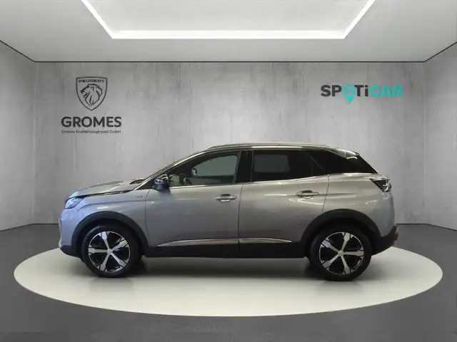 Peugeot 3008 view 6