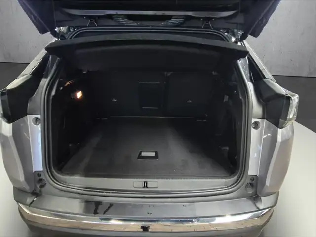 Peugeot 3008 view 7