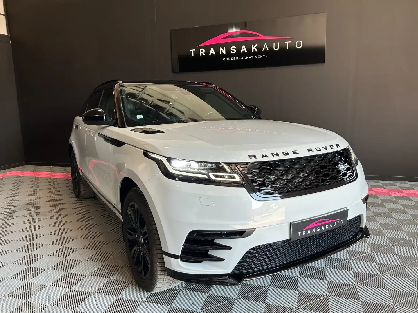 Land Rover Range Rover Velar R-Dynamic Blanc - 2