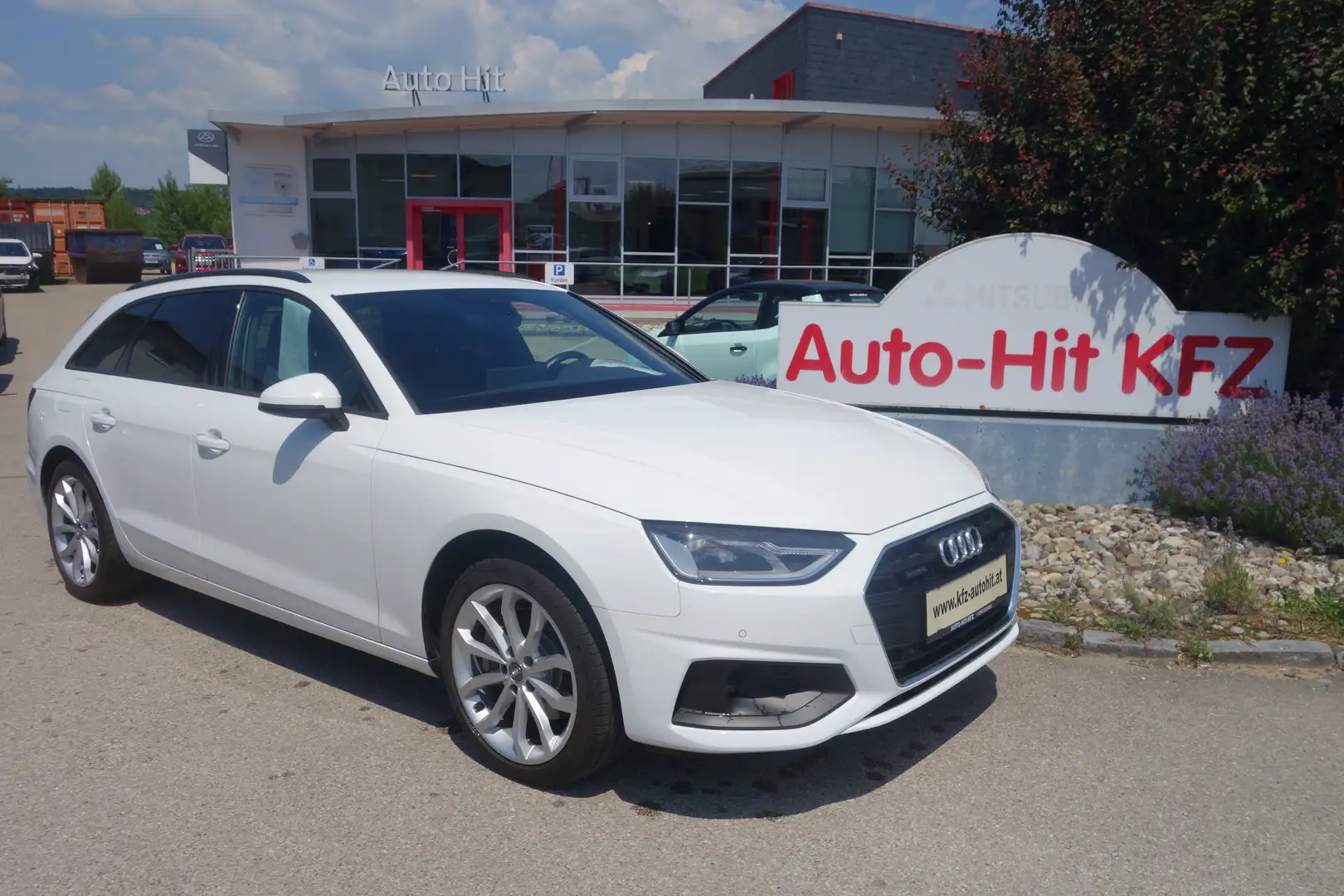 Audi A4 Avant40TFSI quattro S-tronic*AHK/Kamera/Virtual C* Weiß - 1