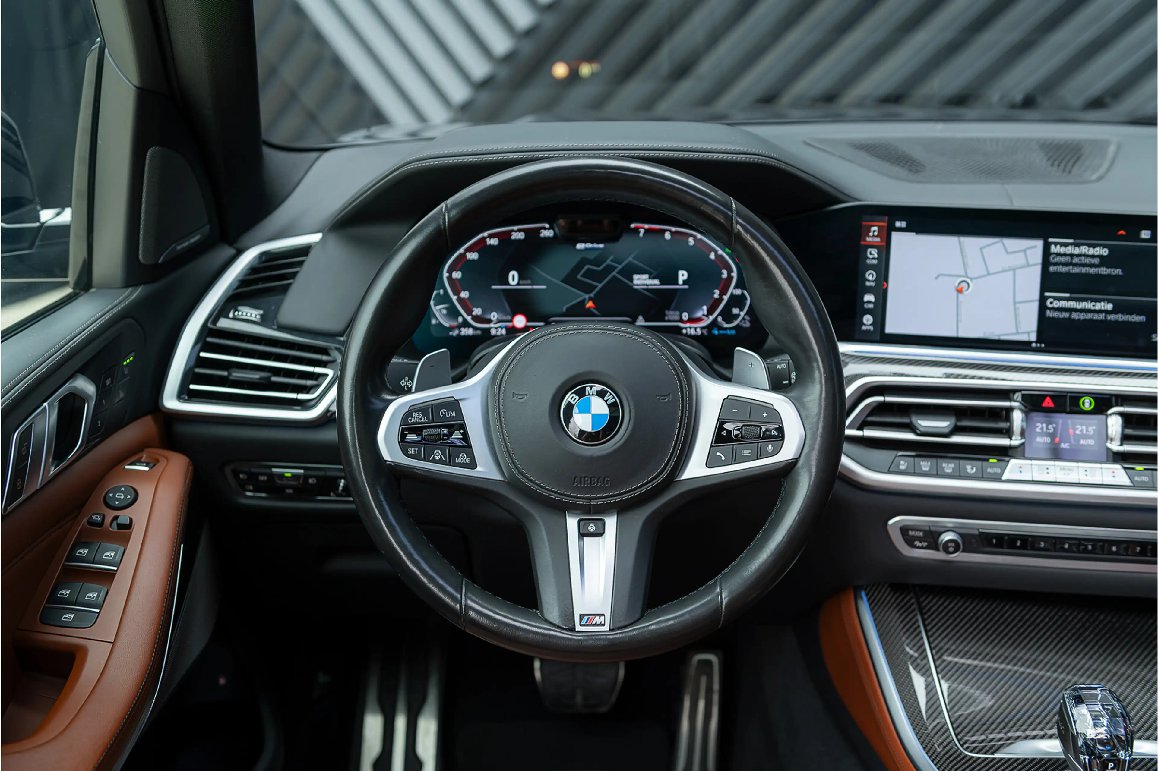 BMW X5 xDrive45e Luchtv. Pano Sky Lounge HK Laserlicht HU — photo 34