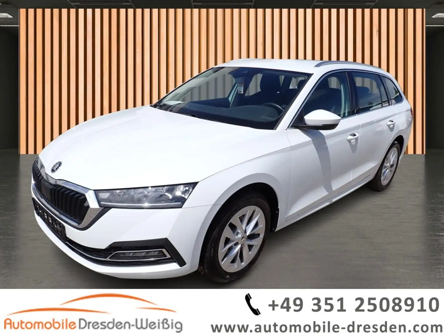 Skoda Octavia Combi 1.5 eTSI DSG Style*Navi*ACC*LED* Weiß - 1