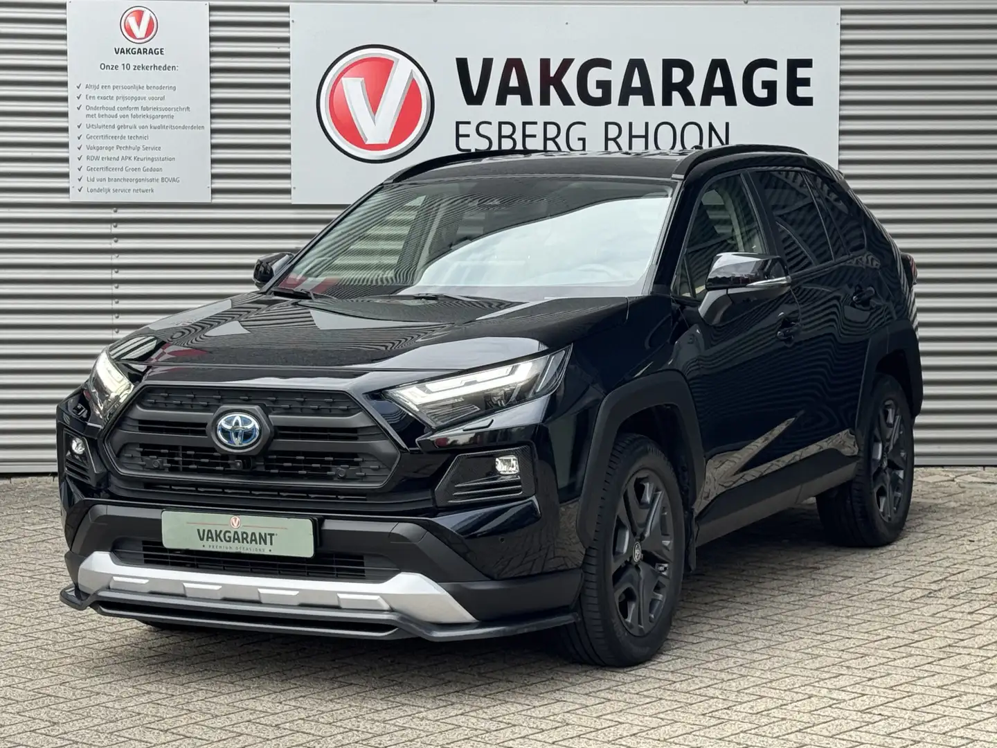 Toyota RAV 4 2.5 Hybrid AWD ADVENTURE FACELIFT NAVI/CAM,LEER,JB Zwart - 1