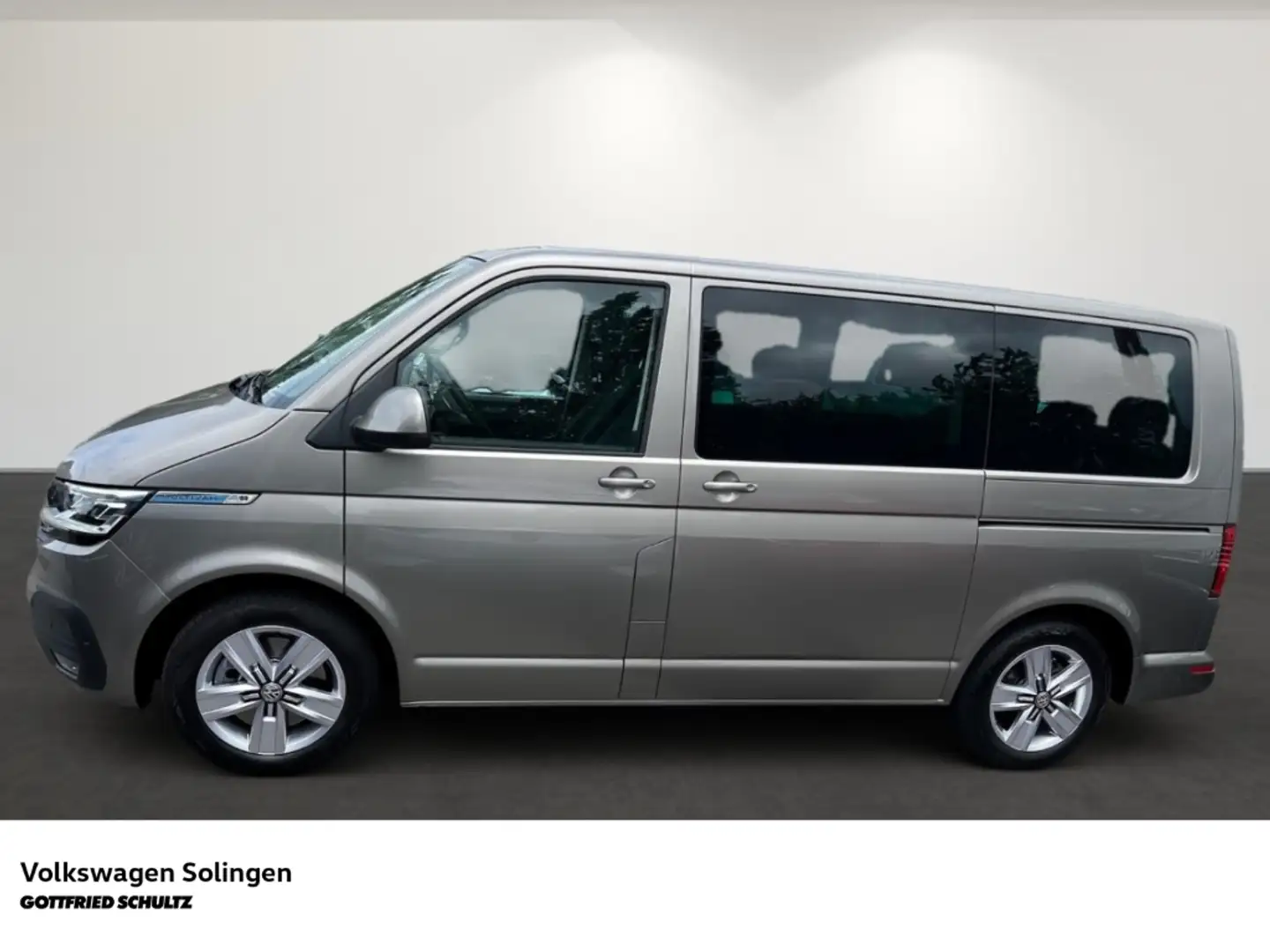 Volkswagen T6.1 Multivan 2.0 TDI Comfortline 4Motion   AHK   Kamera   Stand Gelb - 2