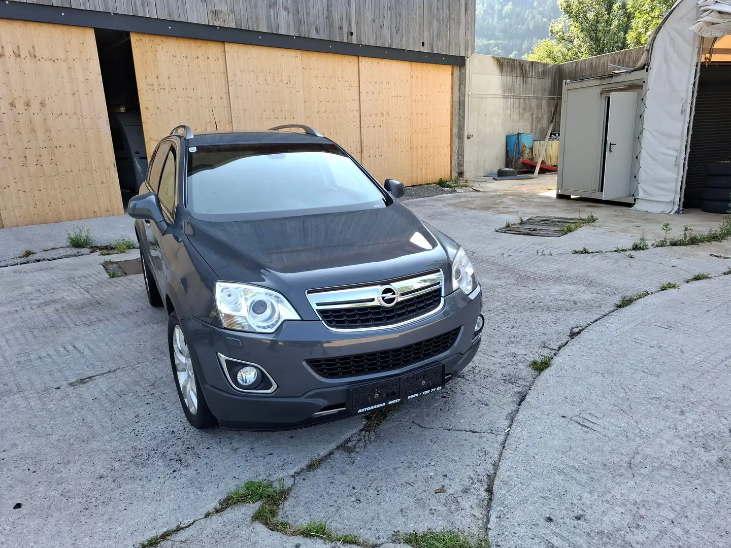 Opel Antara Antara 2,2 CDTI Cosmo DPF Aut. Cosmo Szary - 2