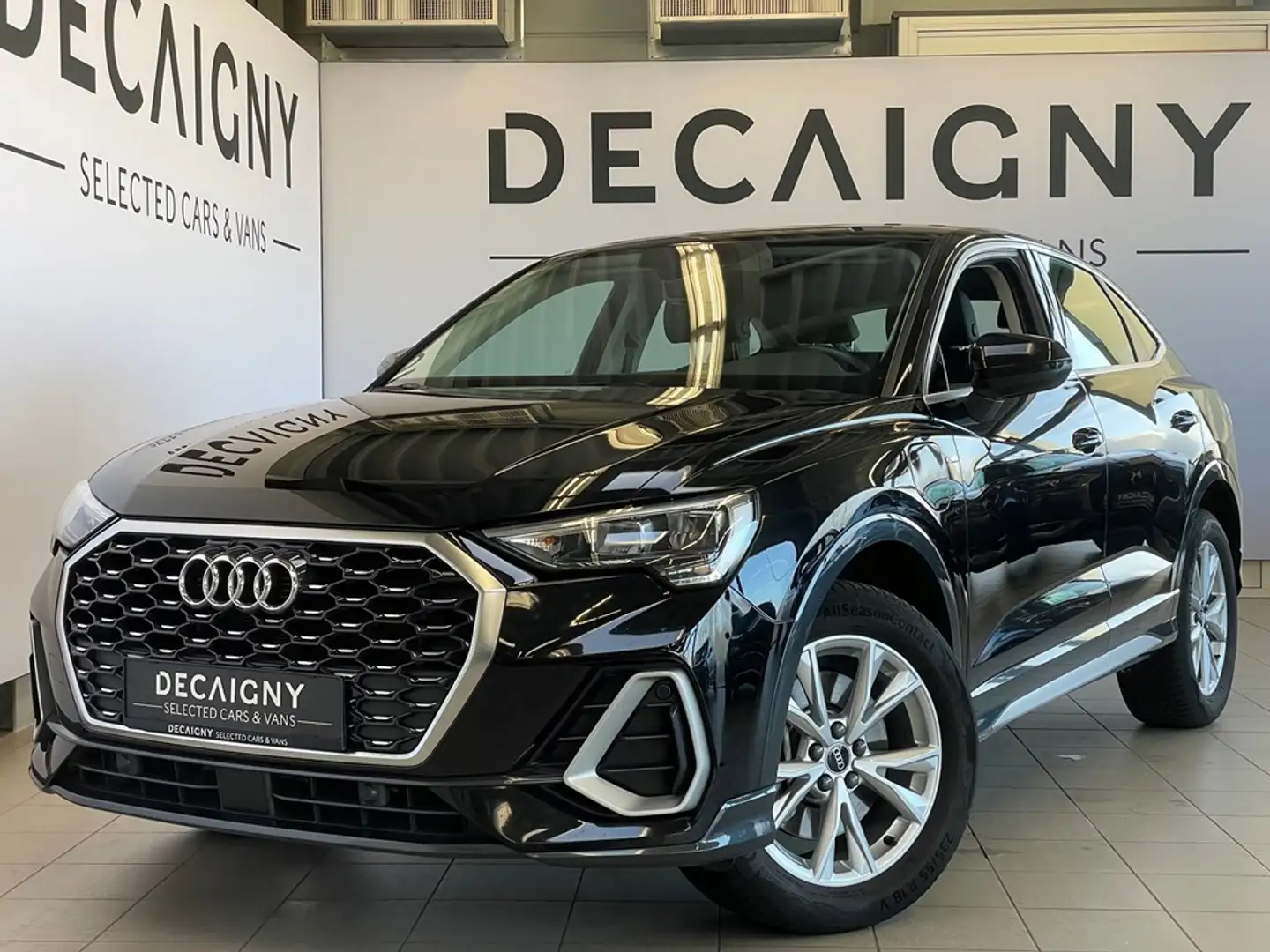 Audi Q3 Sportback 45TFSIe S-Line*Leder*Camera*App Connect* Noir - 1