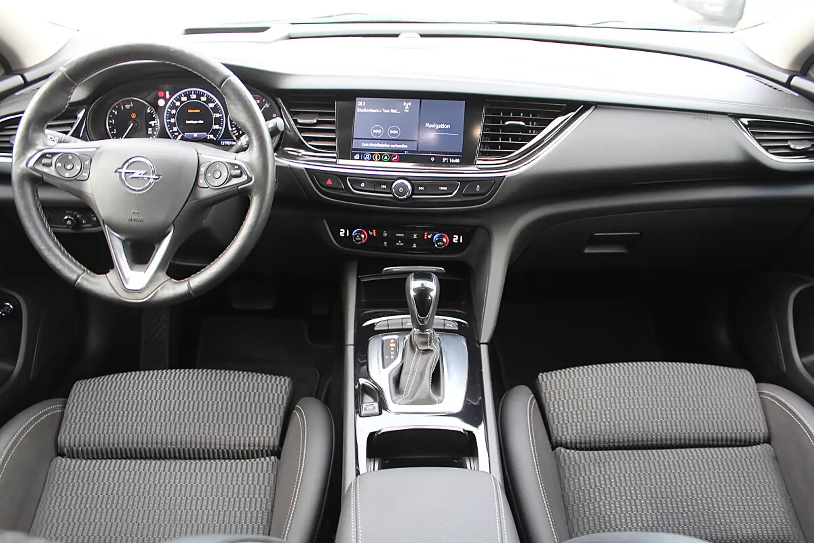 Opel Insignia ST 2,0 CDTI BlueInjection Edition St./St. Aut. ... Grau - 2