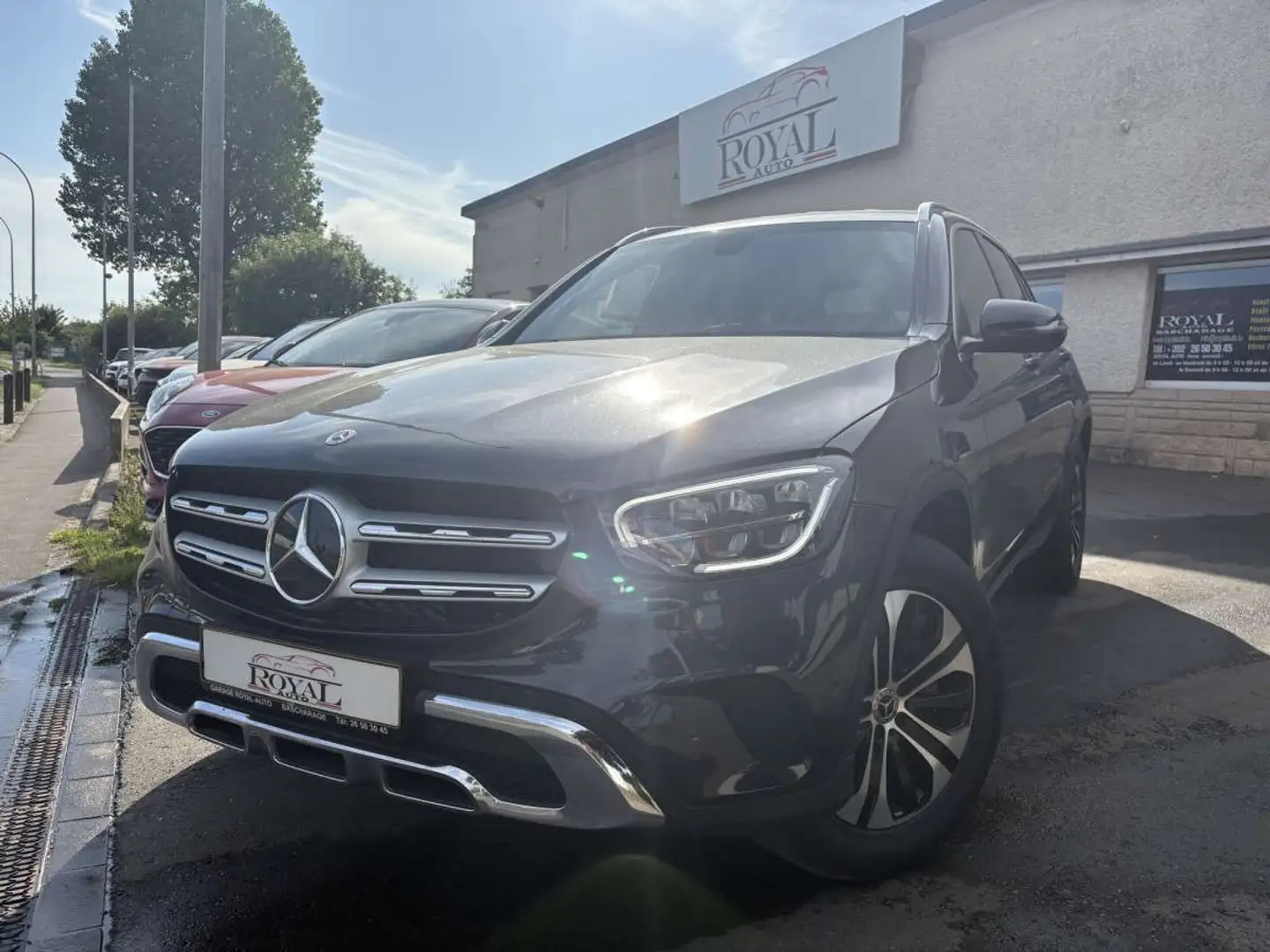 Mercedes-Benz GLC 300 e HYBRID 4 MATIC 9G-TRONIC 313CV Gris - 1