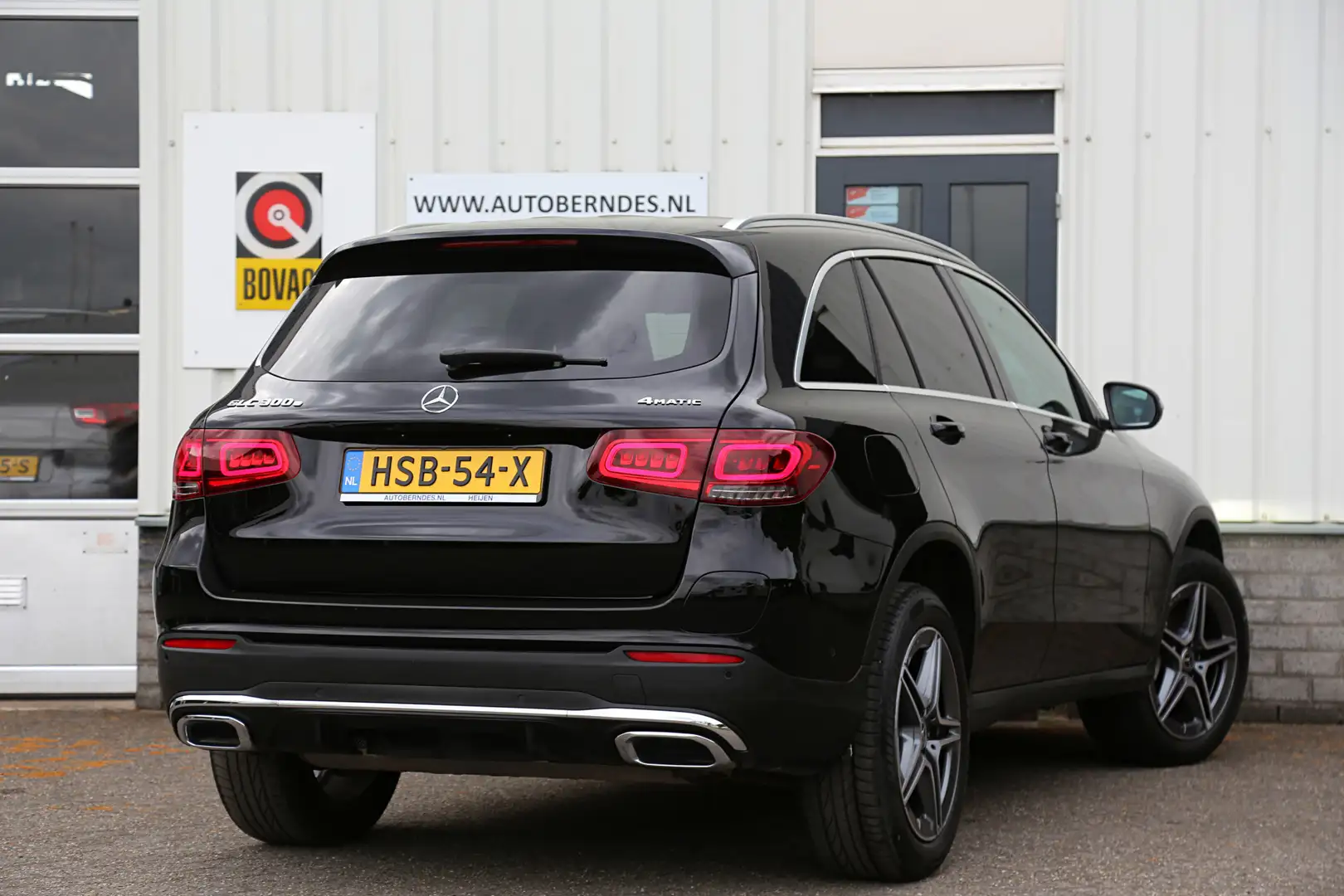 Mercedes-Benz GLC 300 300e 4MATIC AMG Plug in hybride*Perfect Onderh.*BT Noir - 2