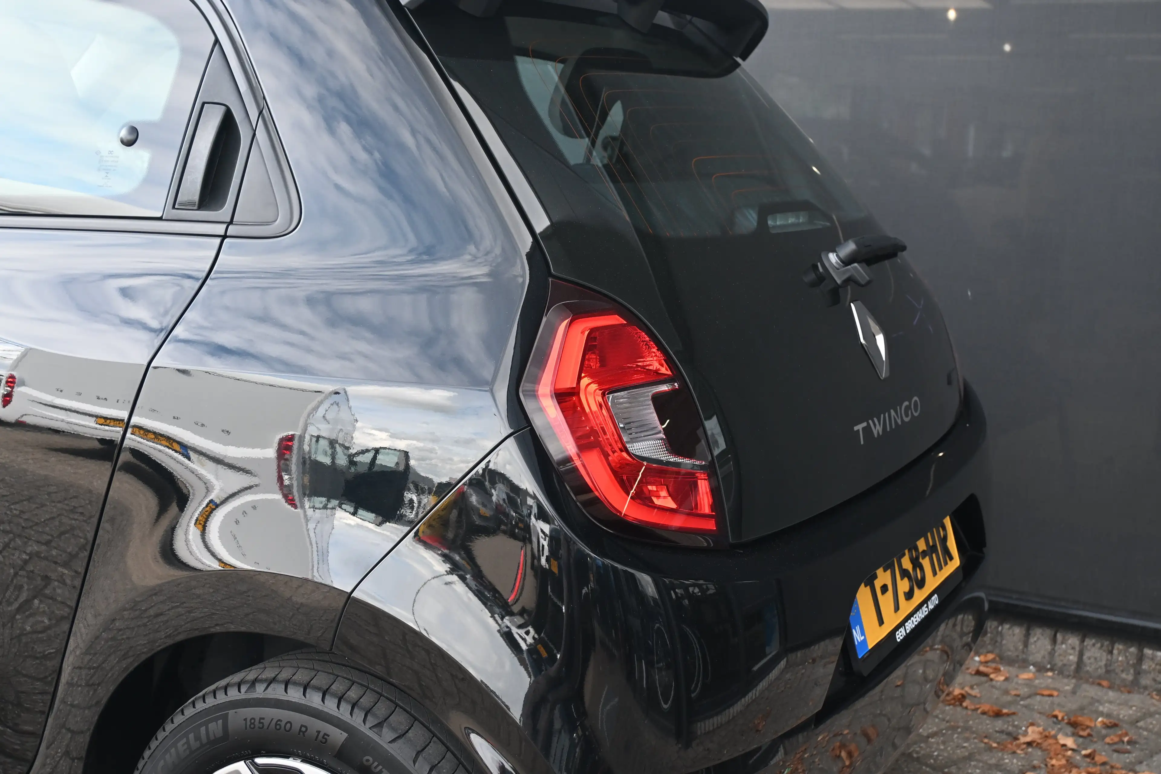 Renault Twingo Z.E. R80 E-Tech Equilibre 22 kWh | Navi by app | C — photo 25