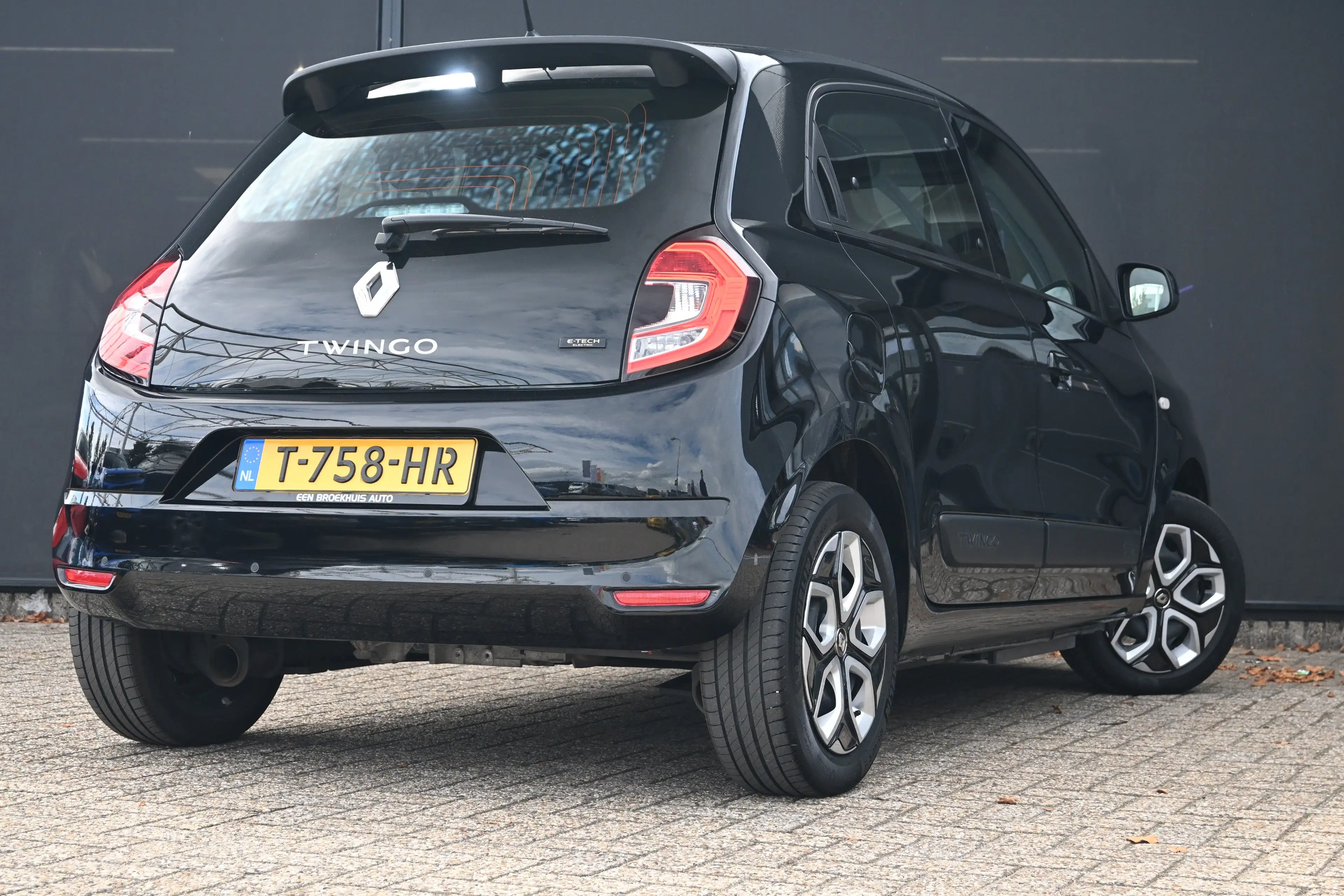 Renault Twingo Z.E. R80 E-Tech Equilibre 22 kWh | Navi by app | C — photo 3