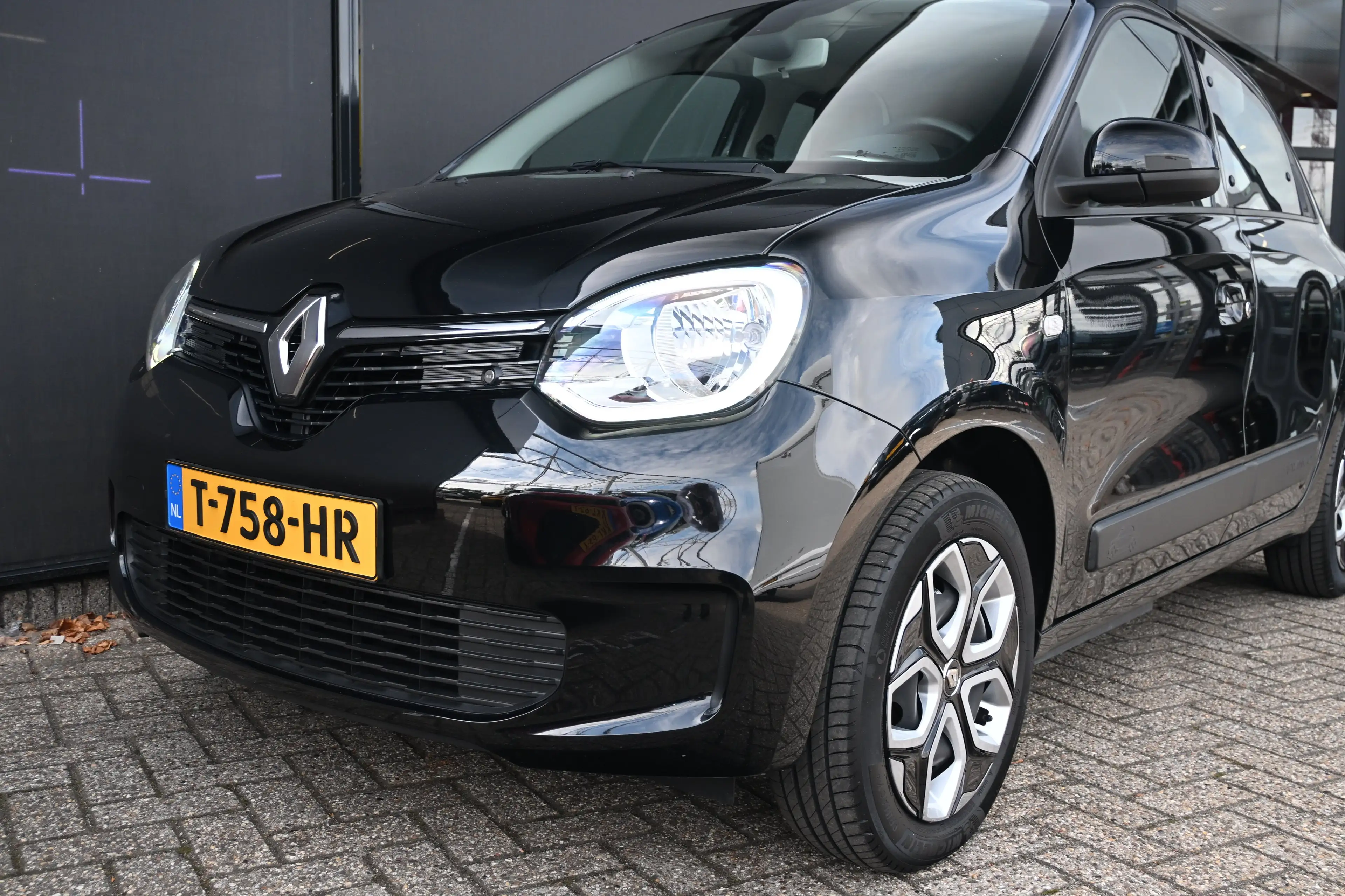 Renault Twingo Z.E. R80 E-Tech Equilibre 22 kWh | Navi by app | C — photo 23