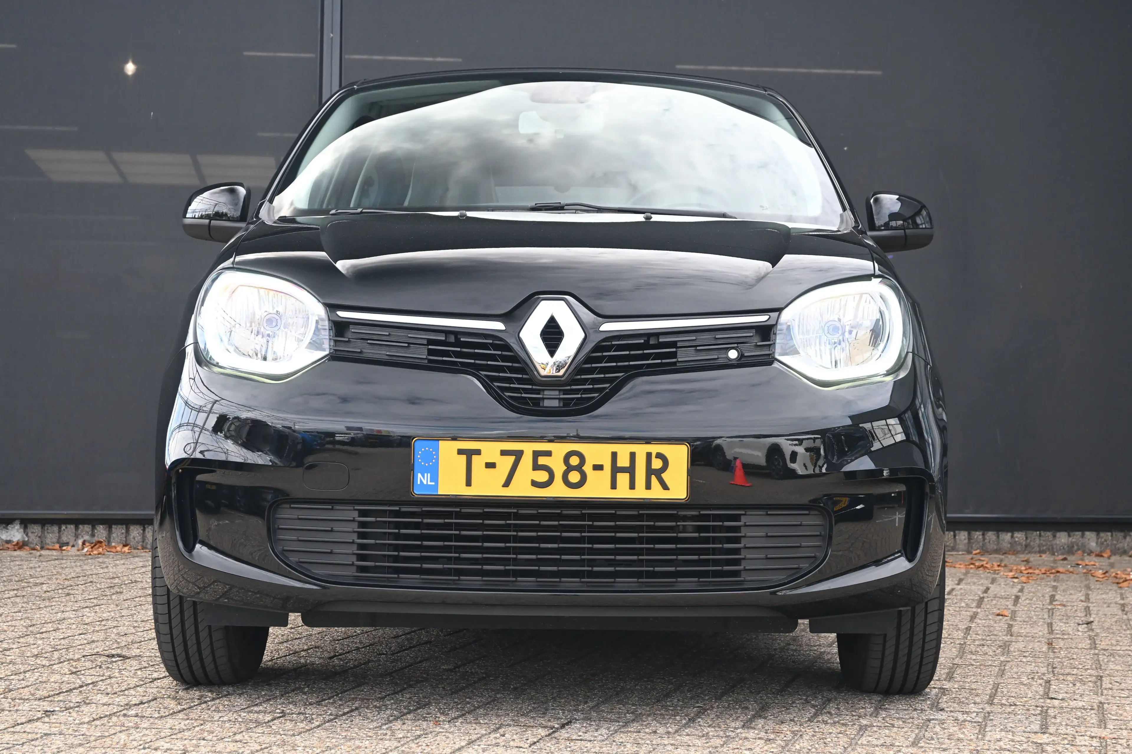 Renault Twingo Z.E. R80 E-Tech Equilibre 22 kWh | Navi by app | C — photo 2