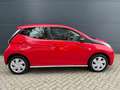 Toyota Aygo 1.0 VVT-i x-play 5D//cruise/bluetooth/AUX/ 1STE EI Rot - thumbnail 3