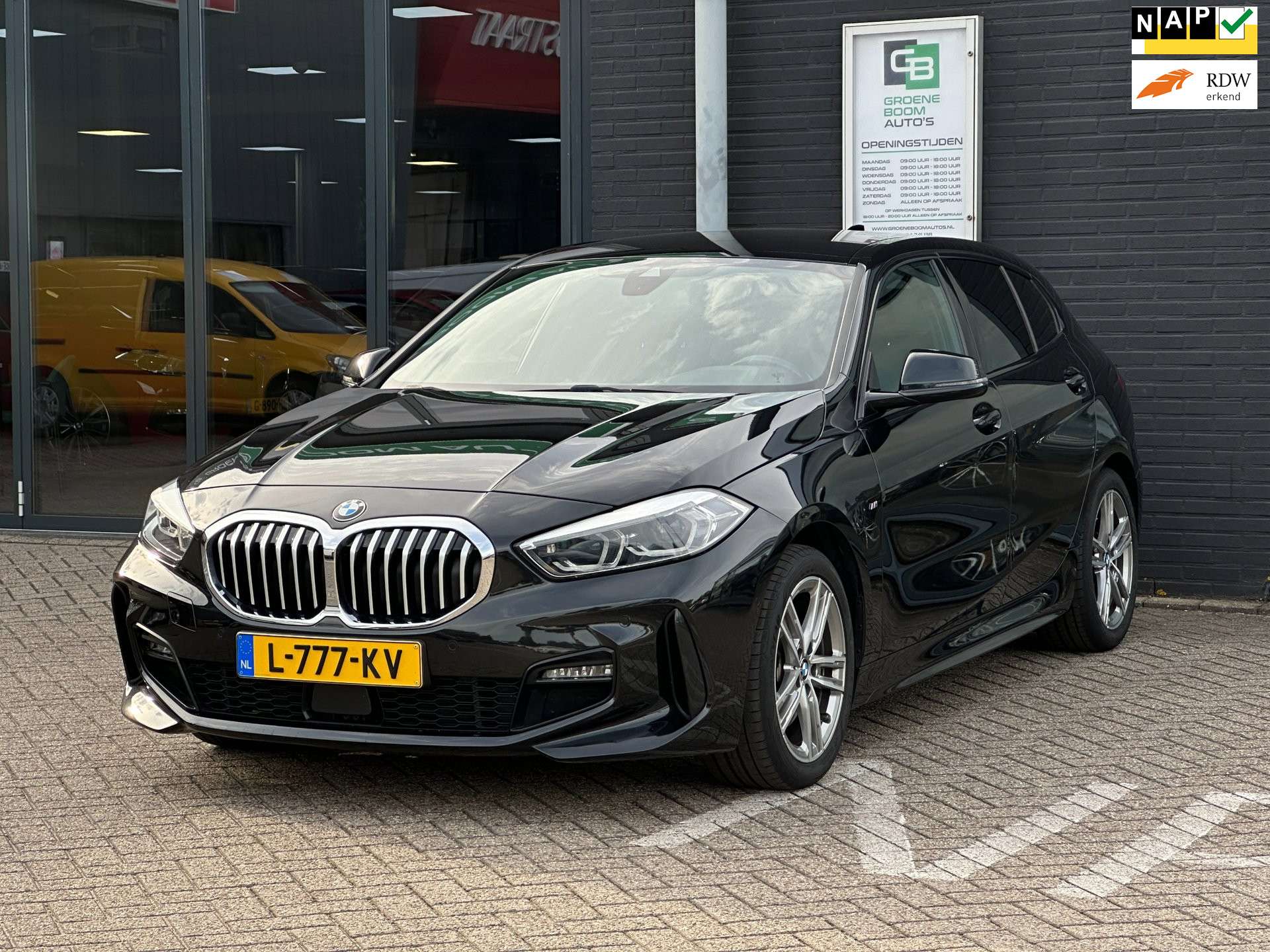 BMW 118