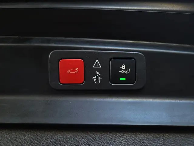 Peugeot 5008 view 12