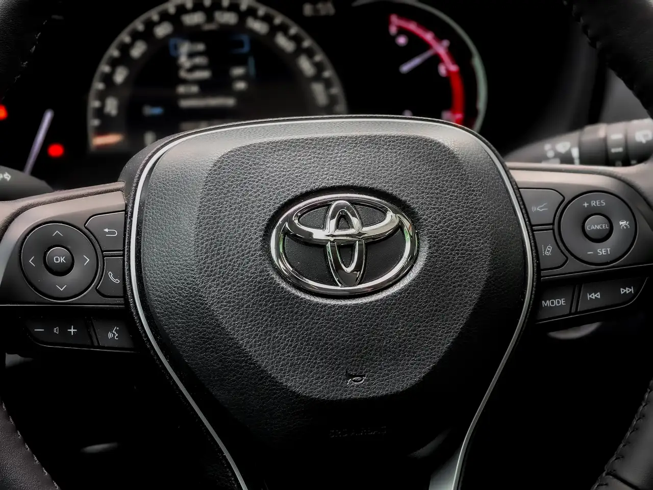 Toyota RAV 4 снимка Toyota RAV 4