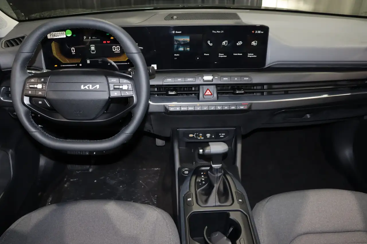 Kia K4 photo Kia K4