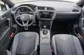 Volkswagen Tiguan 1.5 TSI 150pk DSG R-Line Business+ | Navigatie | A Zwart - thumbnail 5
