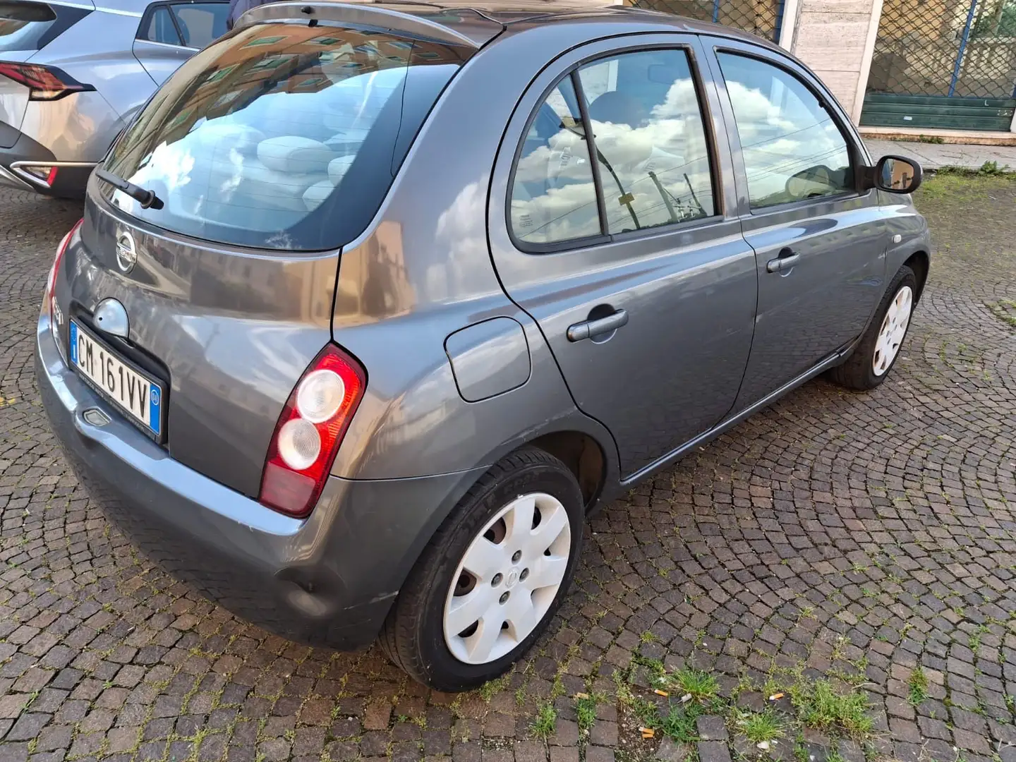 Nissan Micra 5p 1.0 Visia - 2