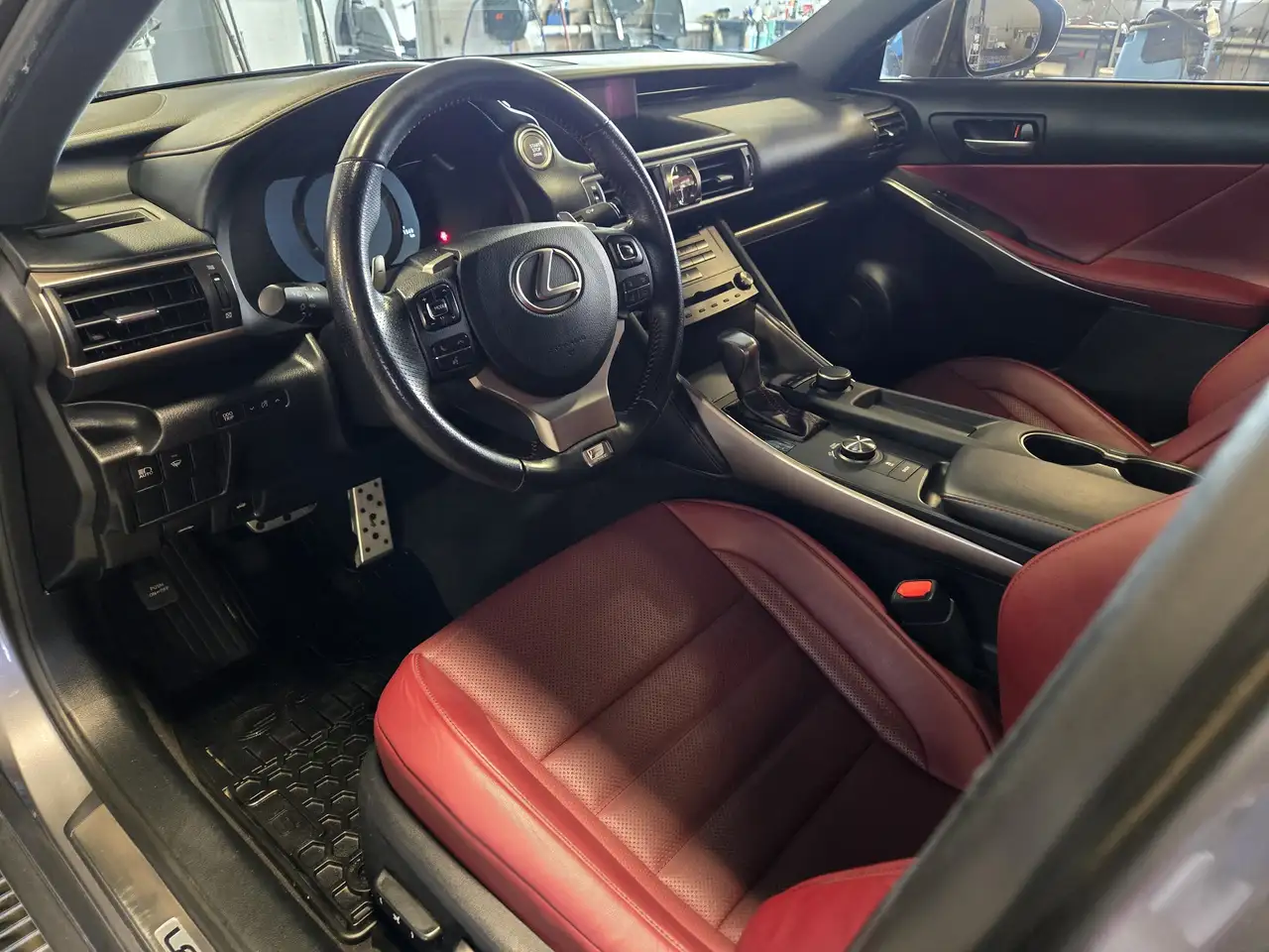 Lexus IS photo Lexus IS