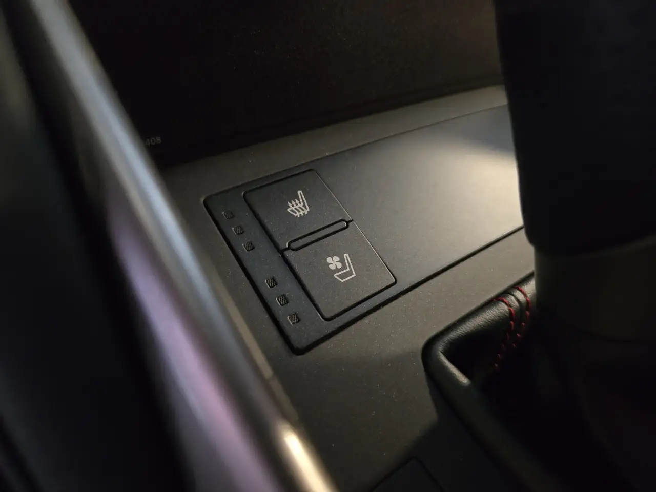 Lexus IS photo Lexus IS