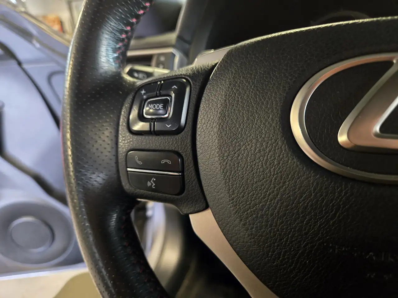 Lexus IS photo Lexus IS
