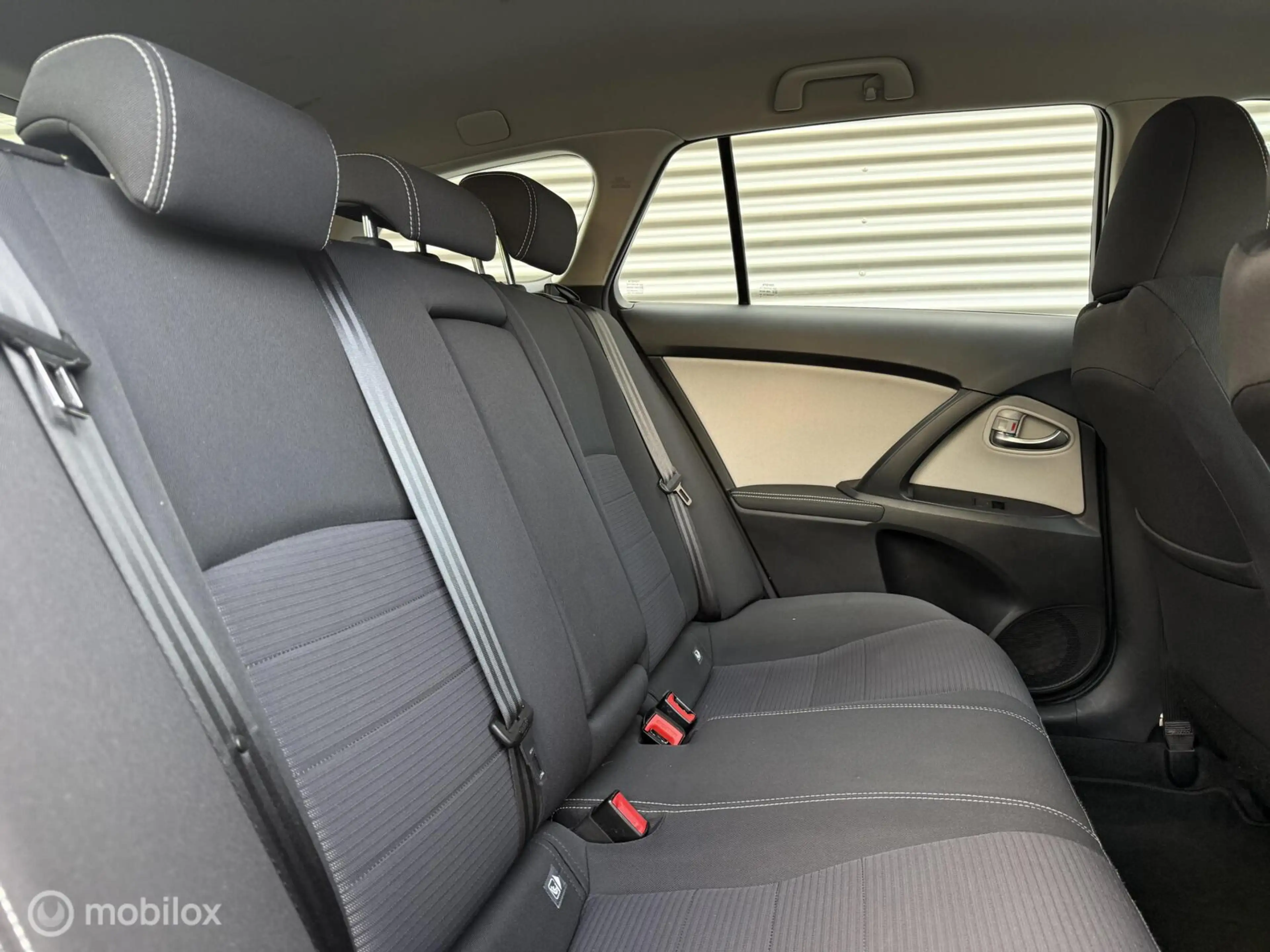 Toyota Avensis 1.8 VVT-i Aspiration | Clima | Camera | Cruise | N — photo 41
